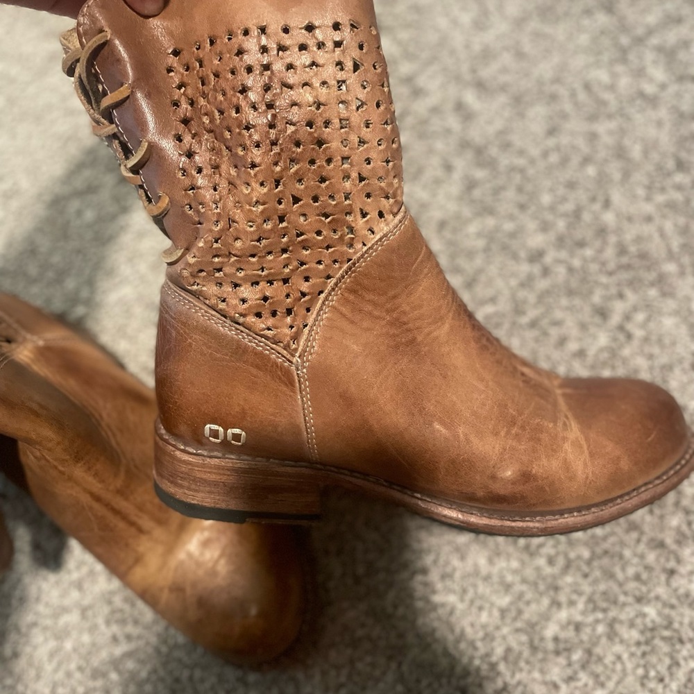 Real leather, lace up western boots, size 8